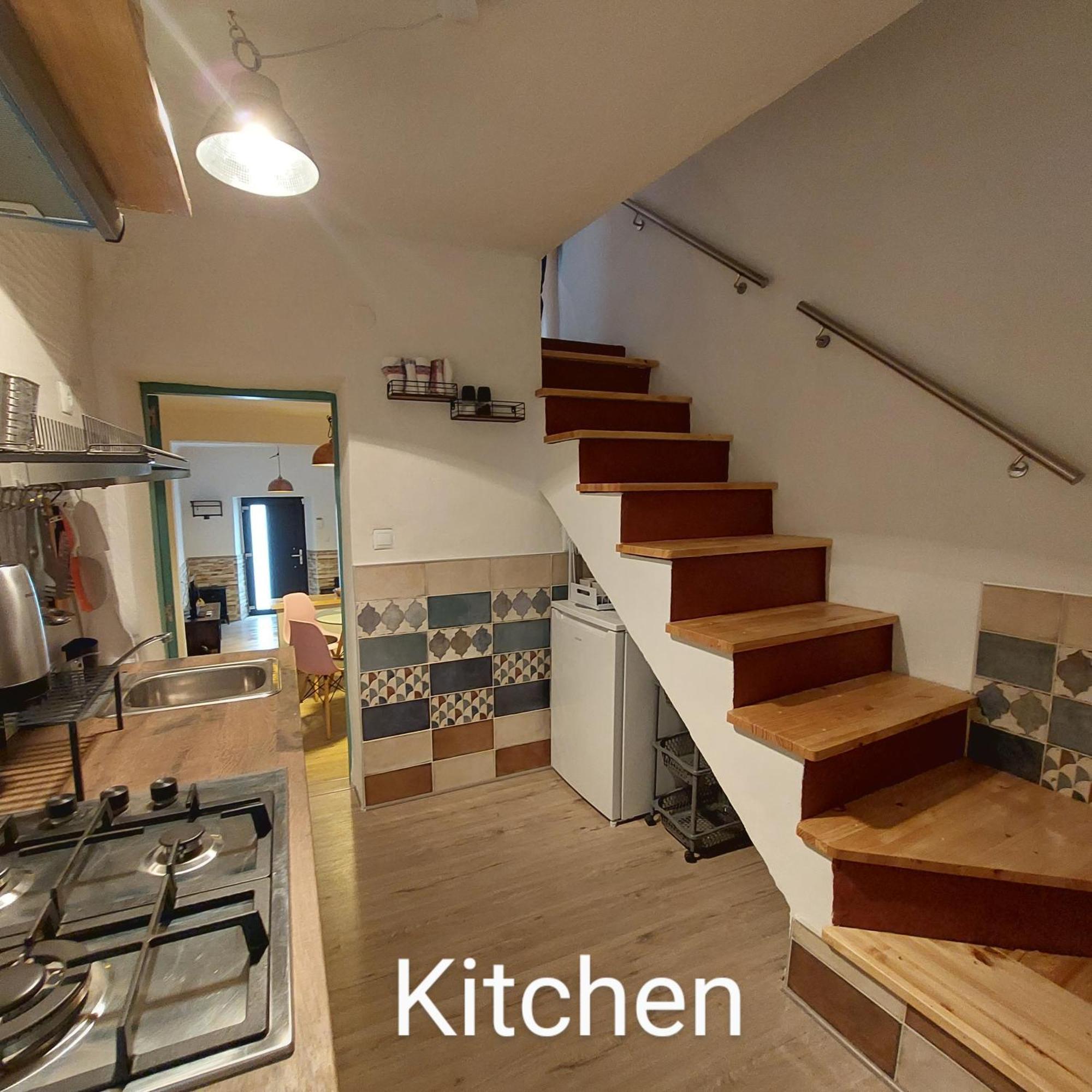 알고도날레스 Cozy Townhouse 빌라 외부 사진